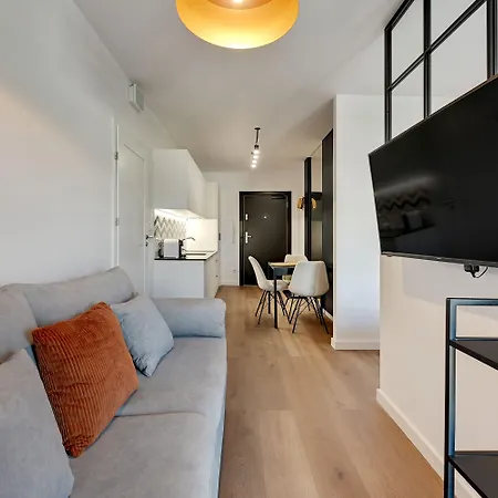 Dom & House - Dwie Motlawy Apartman *